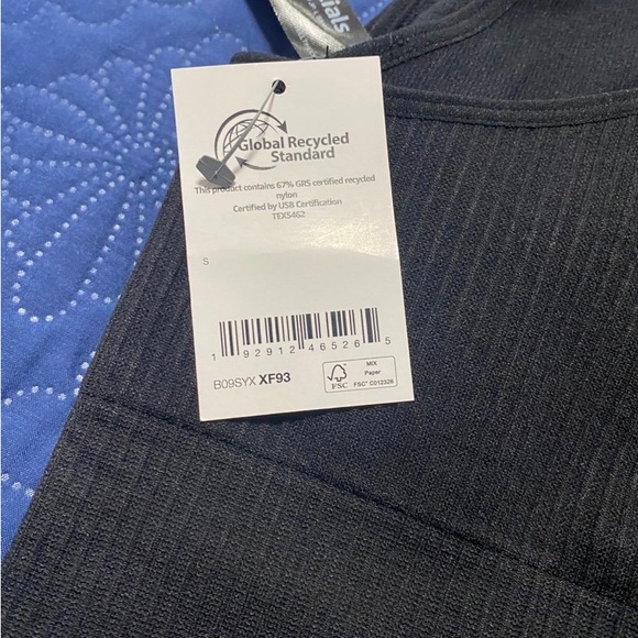 Amazon Sports Bra - Picture 5 of 6